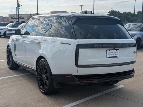 2023 Land Rover Range Rover P530 SE