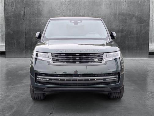 2025 Land Rover Range Rover P530 SE 7 Seat