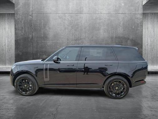 2025 Land Rover Range Rover P530 SE 7 Seat