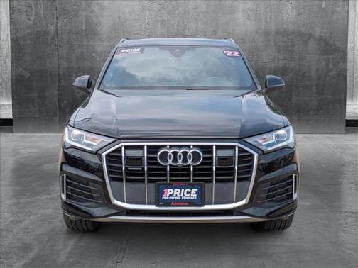 2022 Audi Q7 45 Premium Plus