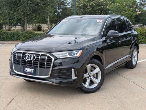 2022 Audi Q7 45 Premium Plus