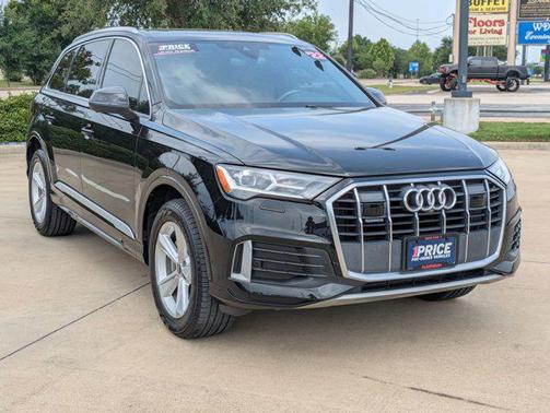 2022 Audi Q7 45 Premium Plus
