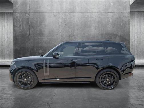 2025 Land Rover Range Rover P400 SE
