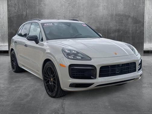 2021 Porsche Cayenne GTS