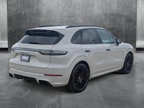 2021 Porsche Cayenne GTS