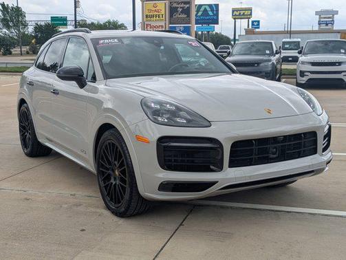 2021 Porsche Cayenne GTS