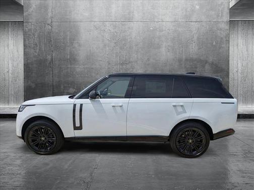 2025 Land Rover Range Rover P530 SE 7 Seat