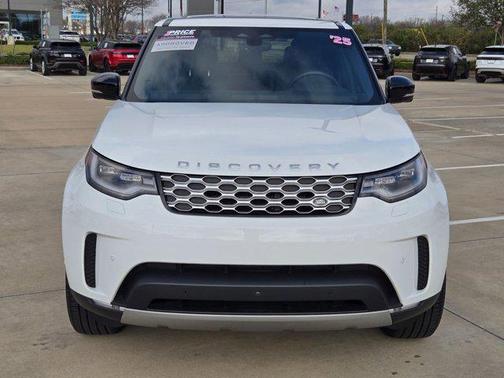 2025 Land Rover Discovery P300 S