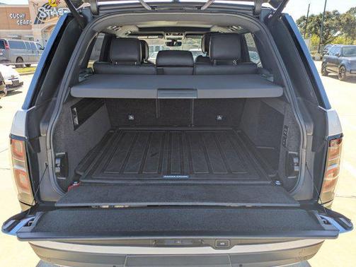 2022 Land Rover Range Rover P525 Westminster