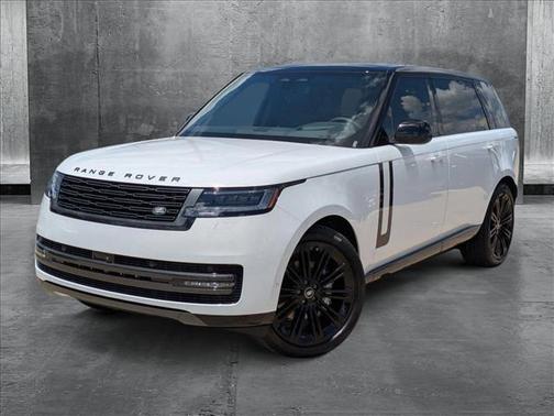 2025 Land Rover Range Rover P400 SE 7 Seat
