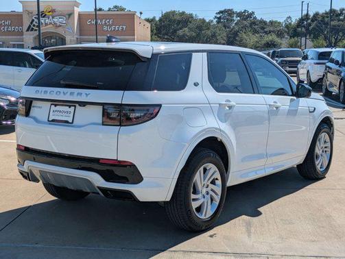 2025 Land Rover Discovery Sport S