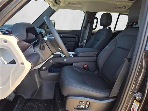 2026 Land Rover Defender P300 S