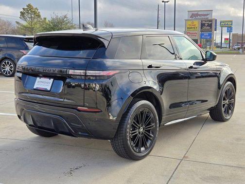2025 Land Rover Range Rover Evoque Dynamic SE