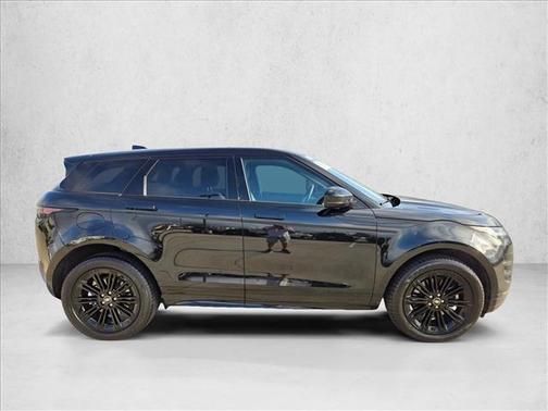 2025 Land Rover Range Rover Evoque Dynamic SE