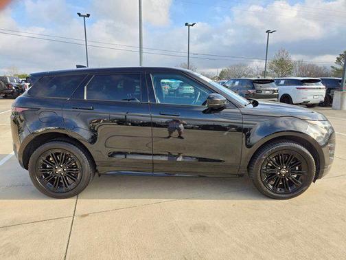 2025 Land Rover Range Rover Evoque Dynamic SE