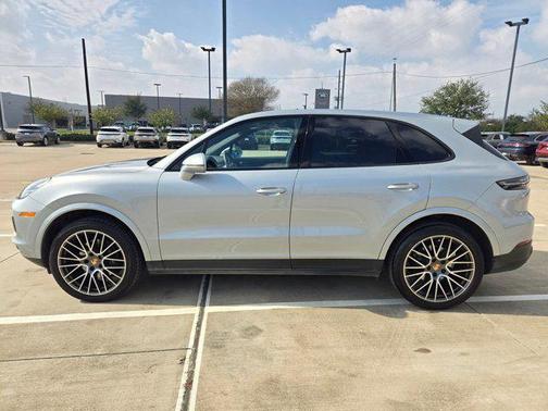 2020 Porsche Cayenne Cayenne