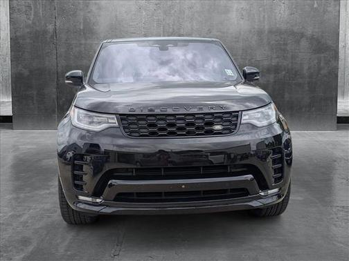 2022 Land Rover Discovery P360 S R-Dynamic