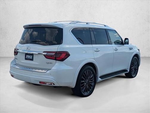 2022 INFINITI QX80 SENSORY