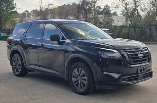 2024 Nissan Pathfinder S FWD
