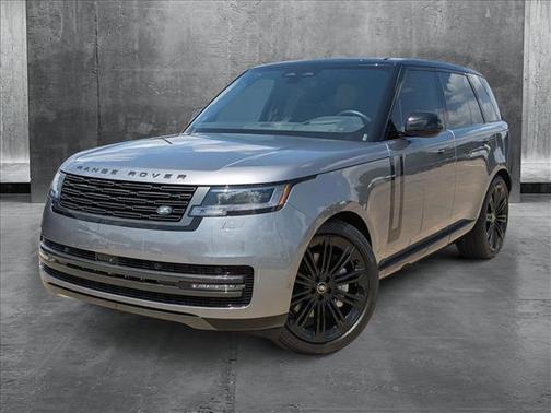 2025 Land Rover Range Rover P530 SE