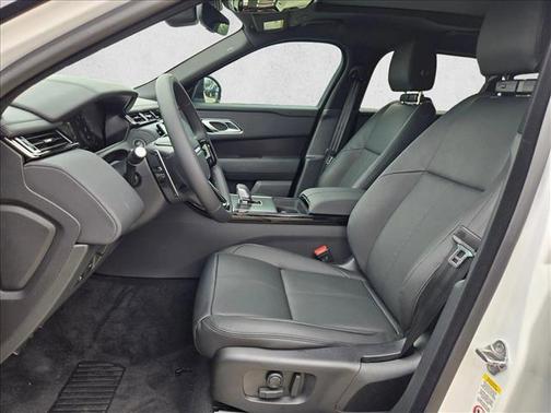 2026 Land Rover Range Rover Velar P250 SE R-Dynamic