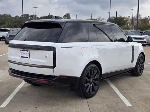 2023 Land Rover Range Rover SV