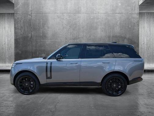 2025 Land Rover Range Rover P530 SE