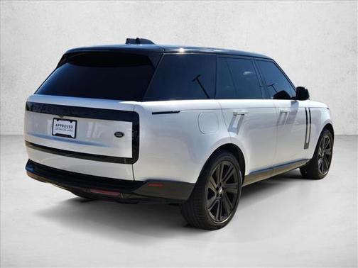 2023 Land Rover Range Rover P530 SE