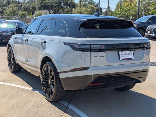 2025 Land Rover Range Rover Velar P400 Dynamic SE