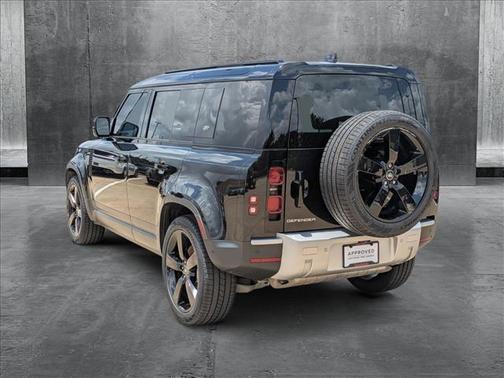 2023 Land Rover Defender 110 S