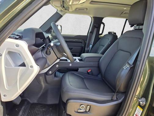 2026 Land Rover Defender P300 S