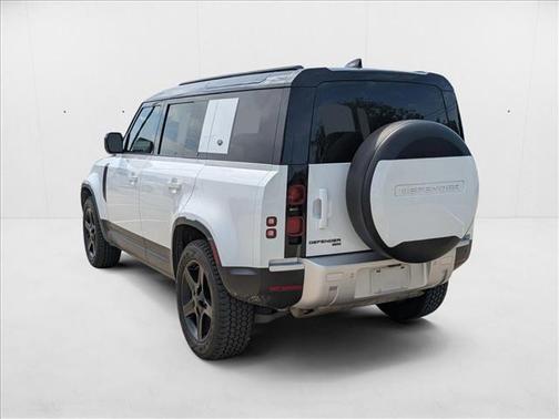 2023 Land Rover Defender 110 SE