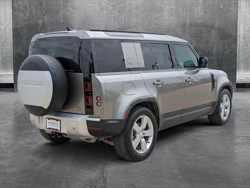 2022 Land Rover Defender 110 S