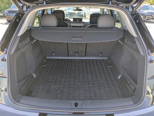 2022 Audi Q5 45 S line Premium Plus