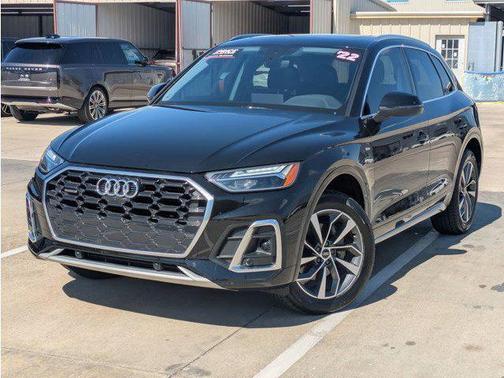 2022 Audi Q5 45 S line Premium Plus