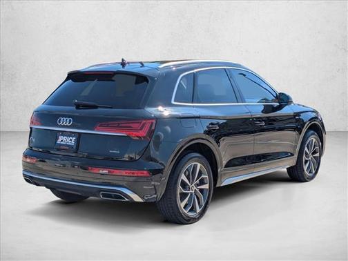 2022 Audi Q5 45 S line Premium Plus