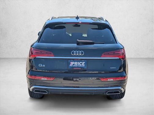 2022 Audi Q5 45 S line Premium Plus