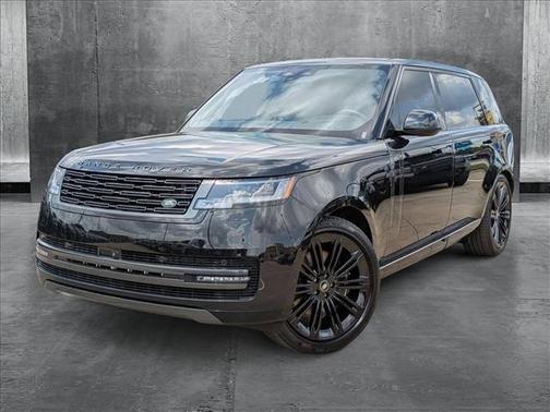 2025 Land Rover Range Rover P530 SE 7 Seat