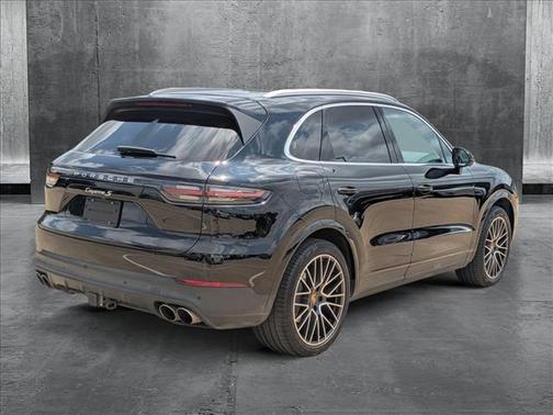 2021 Porsche Cayenne S