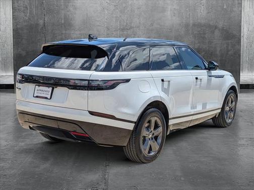 2025 Land Rover Range Rover Velar P250 SE R-Dynamic