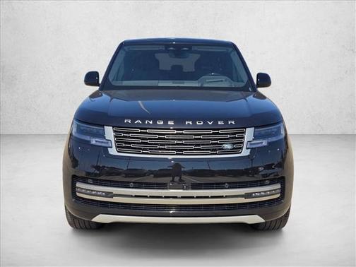 2026 Land Rover Range Rover P400 SE 7 Seat