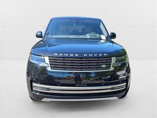 2025 Land Rover Range Rover P530 SE 7 Seat