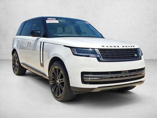 Fuji White 2025 Land Rover Range Rover P400 SE