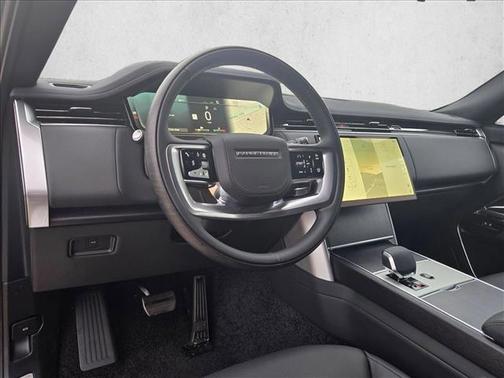 Eiger Grey Metallic 2026 Land Rover Range Rover P400 SE 7 Seat