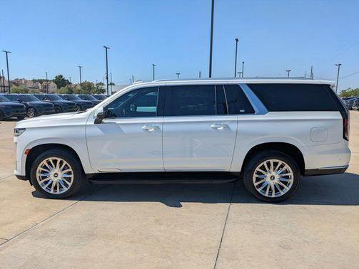 2022 Cadillac Escalade ESV Premium Luxury