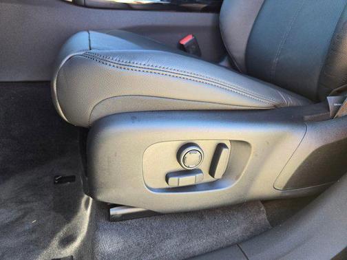 2026 Land Rover Range Rover Velar P250 S