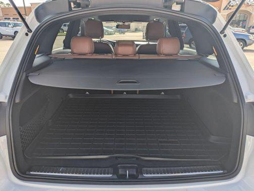 2022 Mercedes-Benz GLC 300 Base