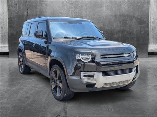 2022 Land Rover Defender 110 S