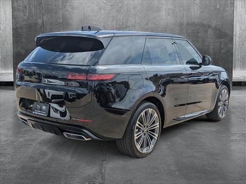 2025 Land Rover Range Rover Sport SE