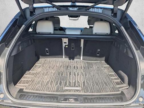 2022 Land Rover Range Rover Velar P250 S R-Dynamic